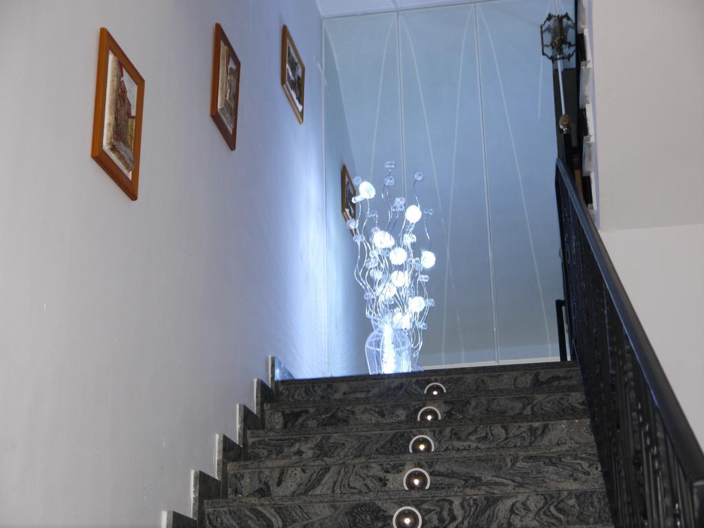 Hotel Rasil Cuenca  Luaran gambar