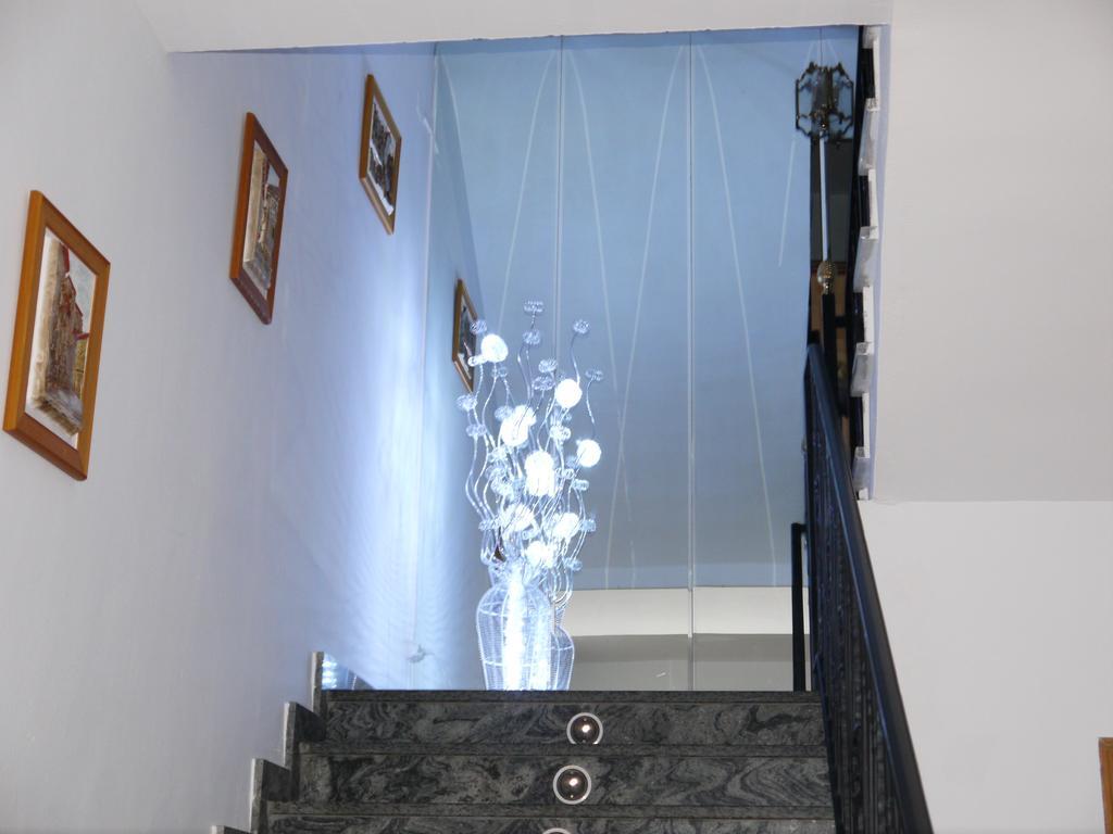 Hotel Rasil Cuenca  Luaran gambar