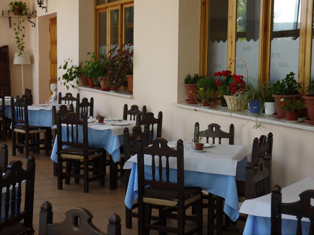 Hotel Rasil Cuenca  Luaran gambar